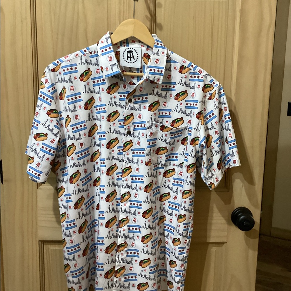 Barstool Sports White Graphic Hot Dogs Chicago Skyline Men's Shirt